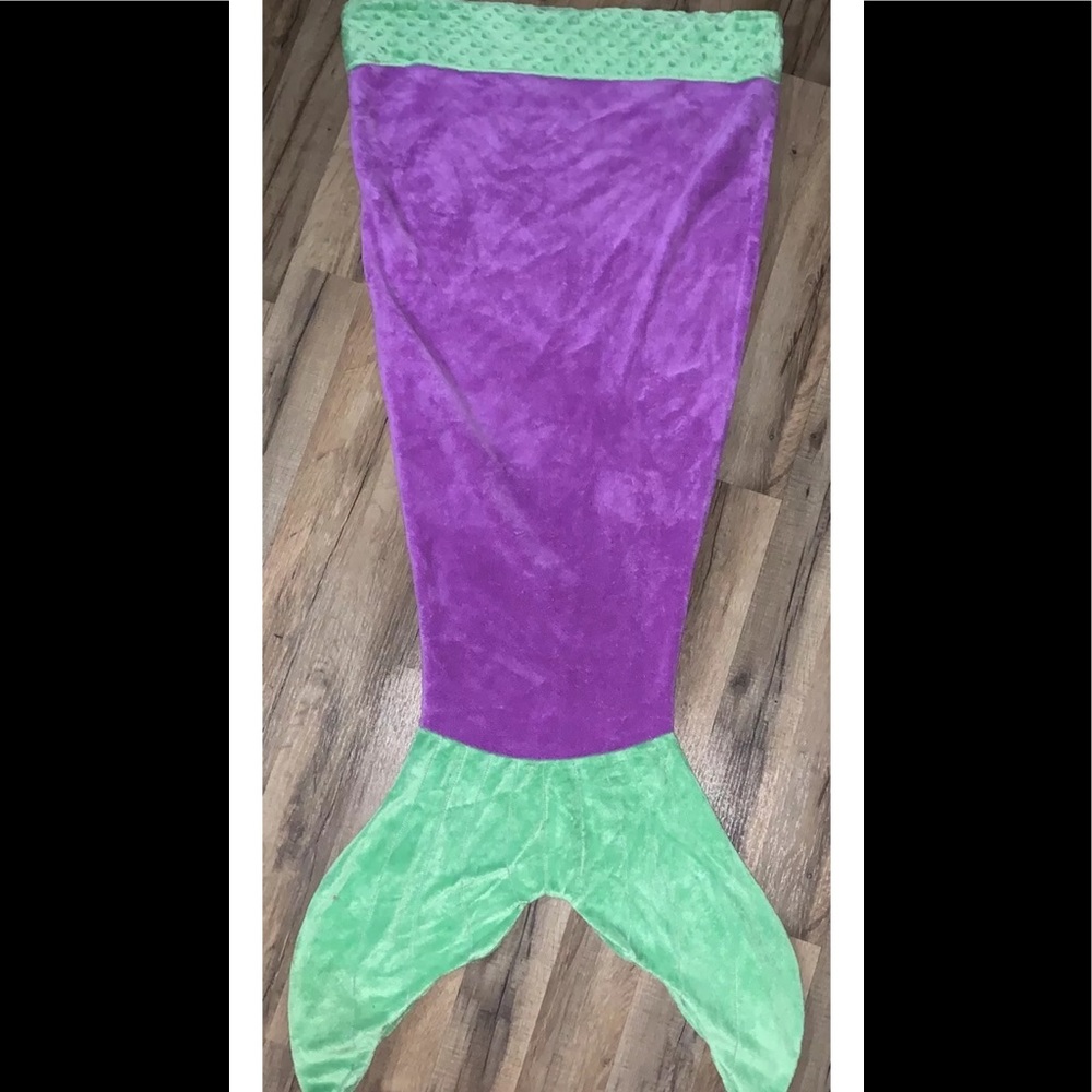 Blankie Tails Mermaid Blanket Purple/Green